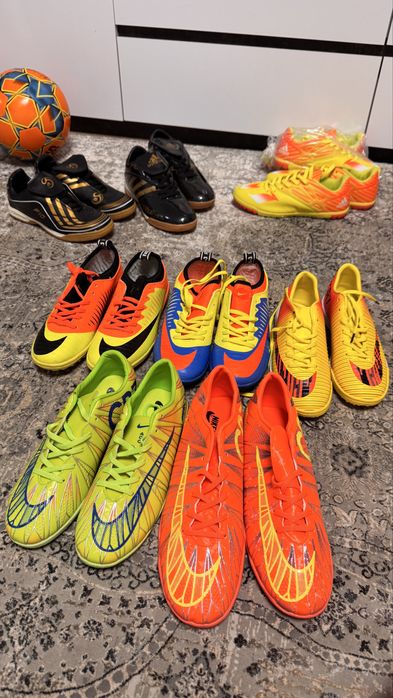 Сороконіжки, футзалки, бампи NIKE mercurial