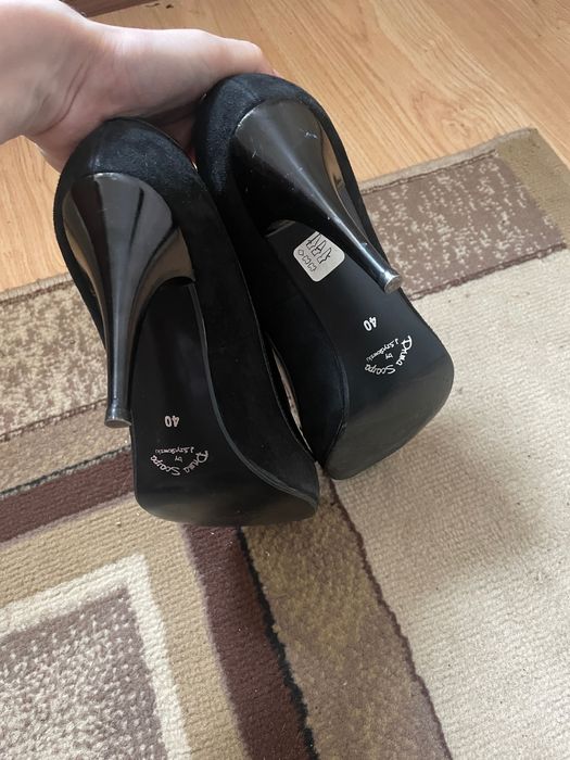 Туфли на каблуке замш 40 р