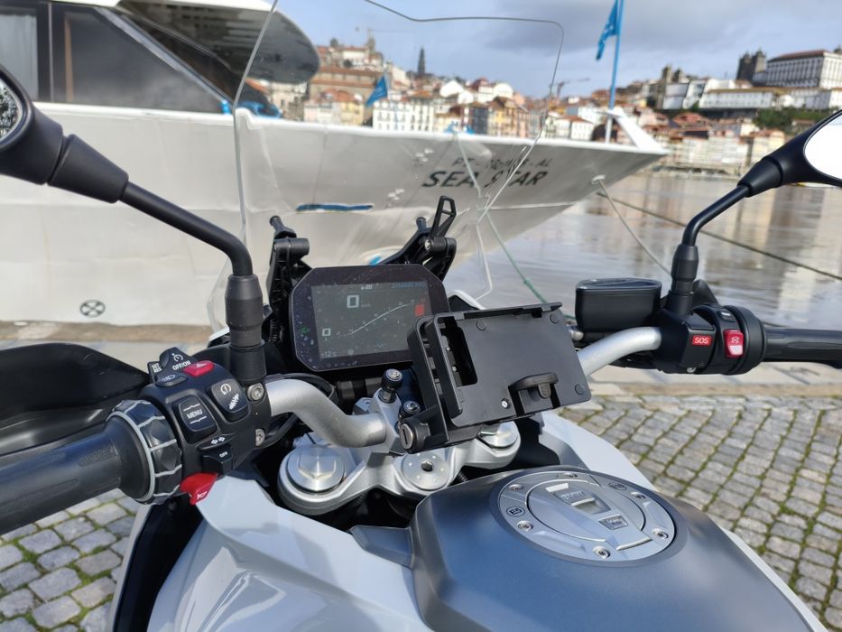 BMW F900 XR nacional de 2022 full extras