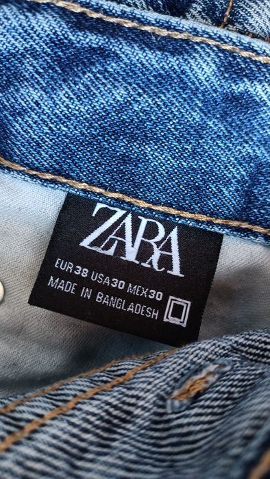 Niebieskie spodnie jeansowe ZARA rozm. 38