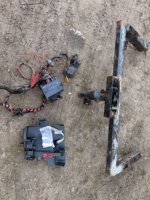 Audi a4 b8 Hak wypinany westfalia belka modul 2 kluczyki