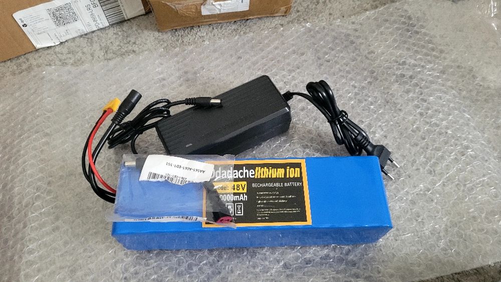 Bateria para trotinete/bicicleta  (NOVA S/UTILIZAÇÃO)