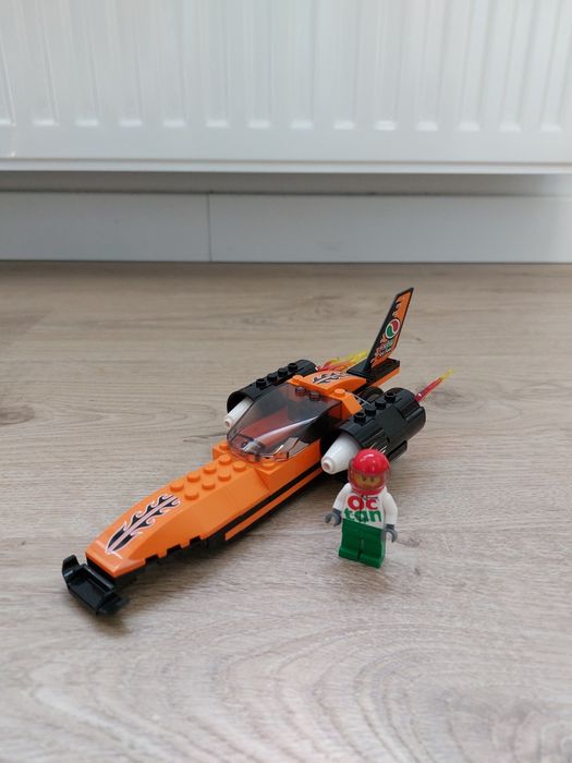 Lego 60178 samochód wyścigowy