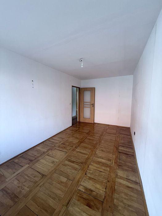 2-pokojowe mieszkanie w bloku na parterze