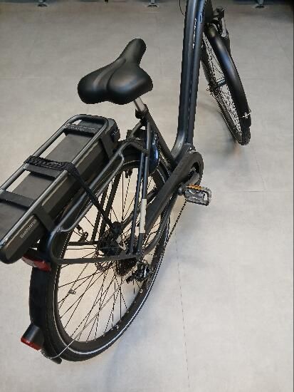 BICICLETA ELÉTRICA DE CIDADE ELOPS 940 E DE QUADRO BAIXO