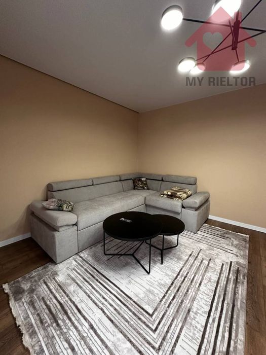 Продаж будинку у новому котеджному містечку!