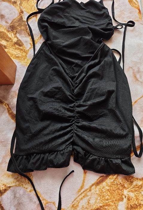 Seksowna mała czarna wiązana marszczona push up nowa odkryte plecy