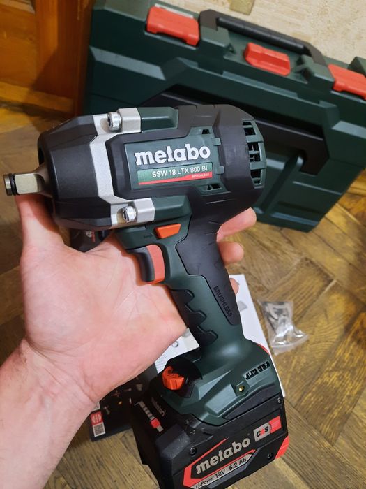 Новий(2025),набір!!Гайковерт Metabo SSW 18 LTX 800 BL+акб+з/у+metabox