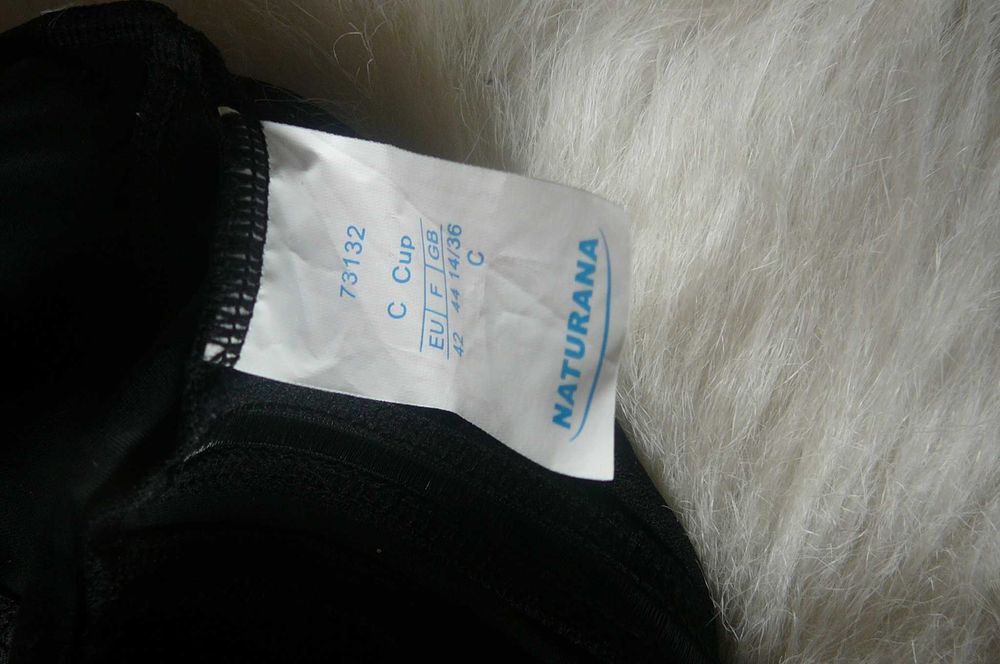 Strój kąpielowy jednoczęściowy  Naturana czarny rozm M/L Nowy