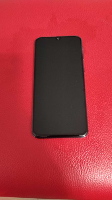 telefon smartfon Samsung Galaxy A40 64GB + ładowarka