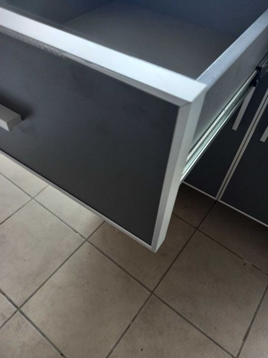 Продаю рабочий стол для гаража, мастерской.