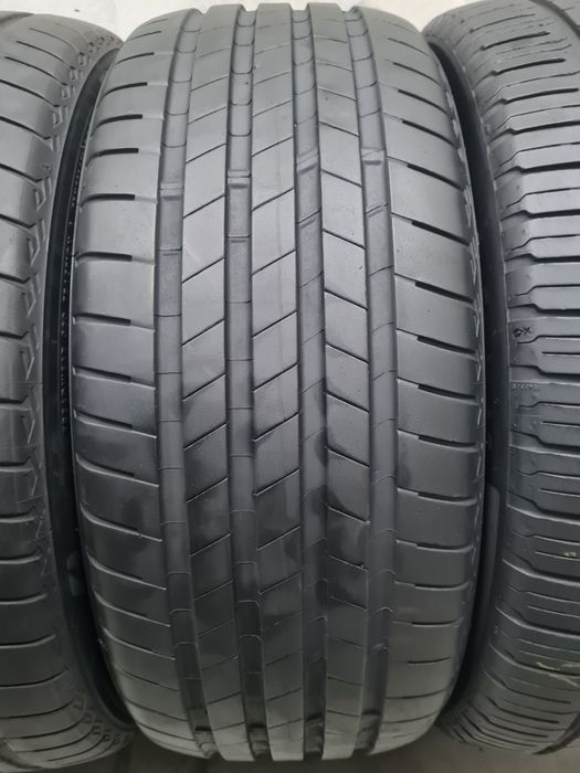 235/45R18 Bridgestone Turanza T005.