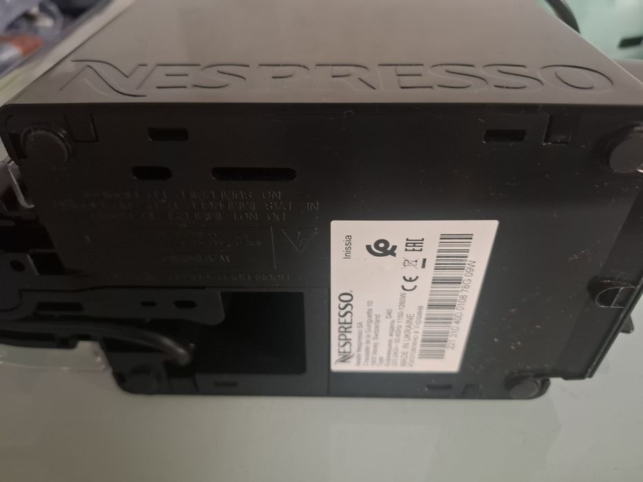Maquina Café Nespresso Inissia (Type D40)