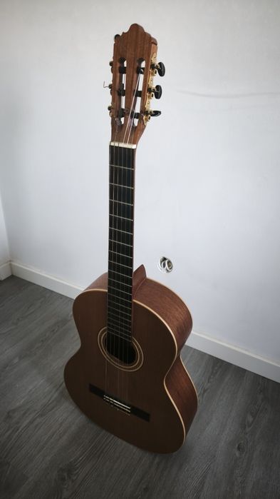 Guitarra clássica Rubi CM