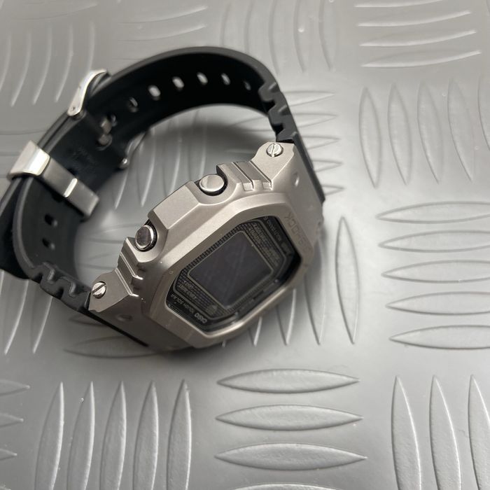 Titanium Casio G-SHOCK GMW-B5000 Limited Edition