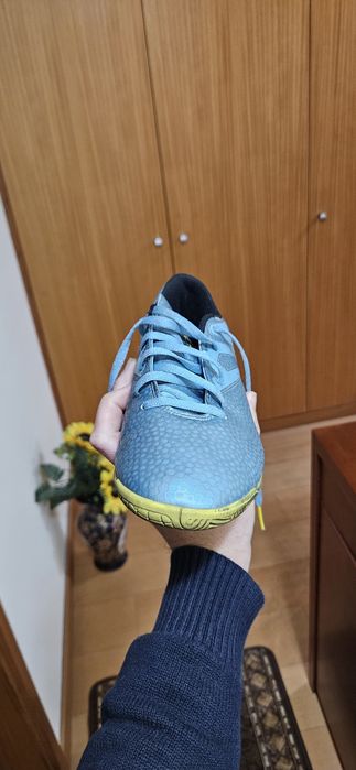 Sapatilhas de futsal adidas
