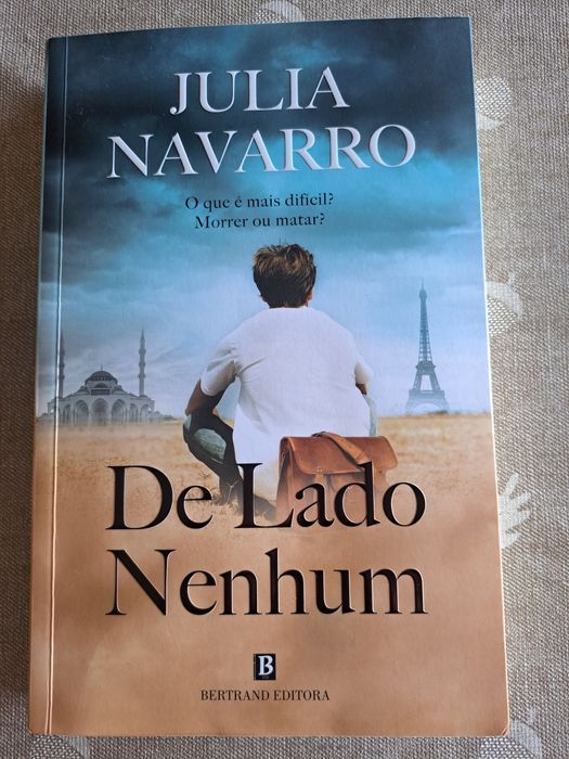 De Lado Nenhum - Julia Navarro