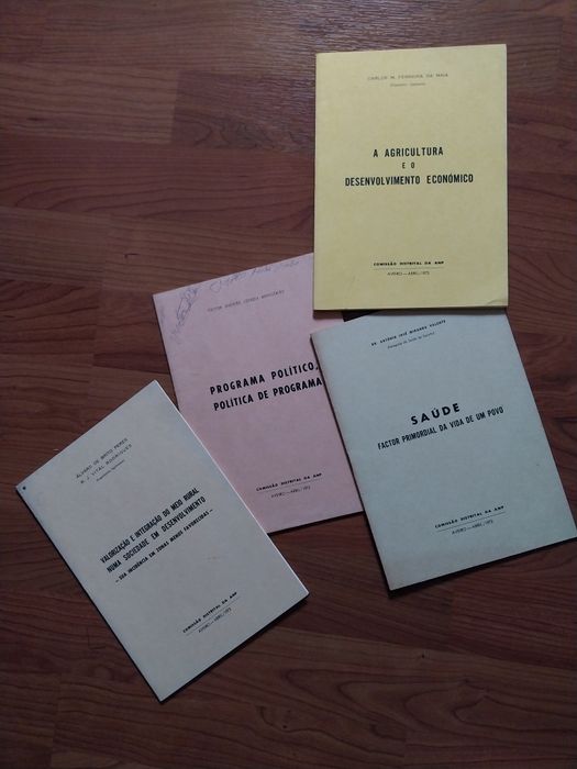 Livros antigos e raros- Comissão Distrtal da ANP - Aveiro  Abril 1973