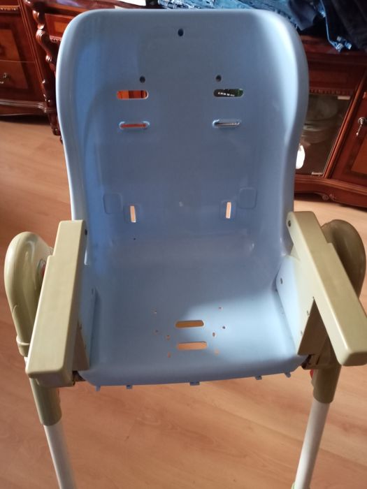 Продам стульчик для кормления