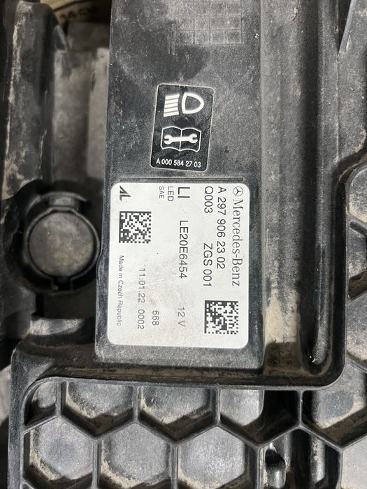 Фара ліва mercedes EQS Digital Light  США А 297 906 23 02