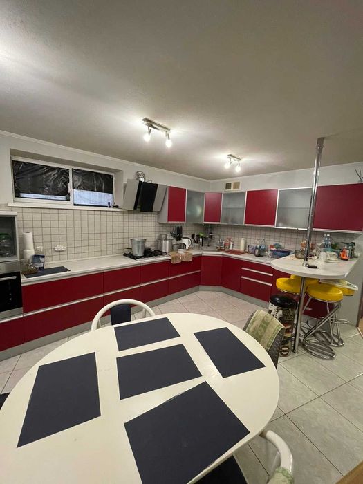 Продаётся шикарный 2х этажный дом в Центральном районе города!