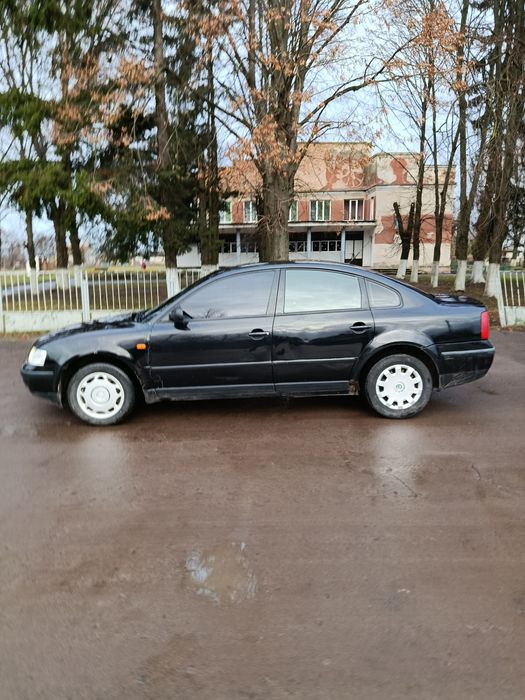 Продам автомобіль пасат б5