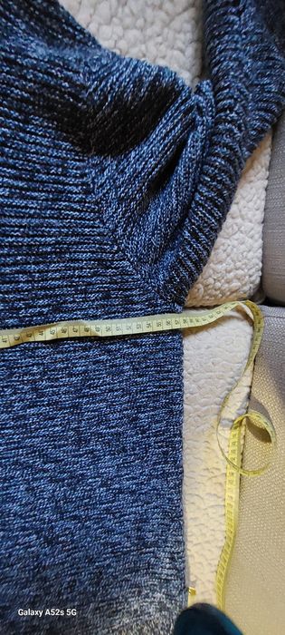 Sweterek  cieply. Męski