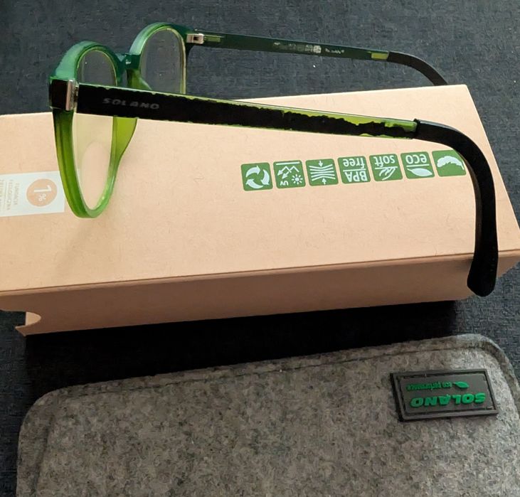 Używane oprawki Solano z nakładką przeciwsłoneczną