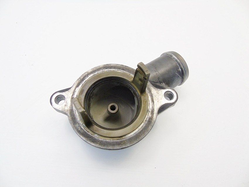 Obudowa Termostatu 2.5 Tdi Vw T5 Transporter Tuare