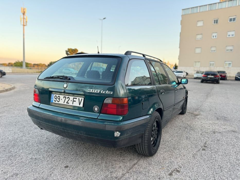 BMW 318TDS (diesel) com 240.000 mil km em bom estado geral — photo 3