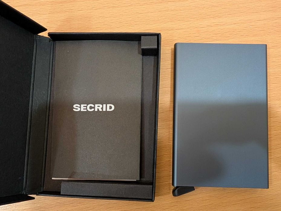 SECRID cardprotector com bloqueio RFID/NFC