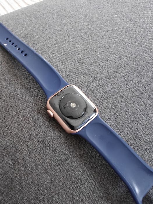 Apple Watch SE1  A2355 40mm LTE