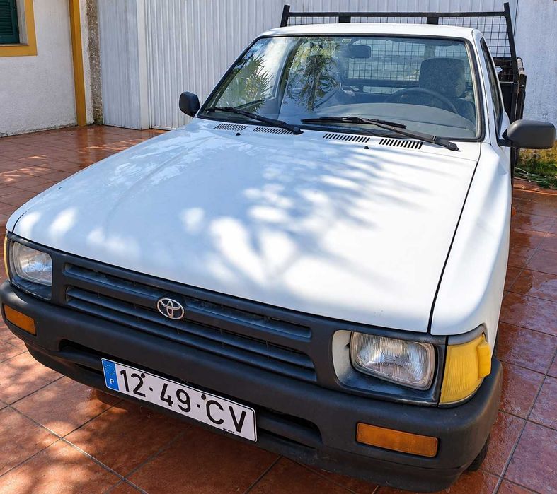 Toyota Hilux 2.4D 1993 3 lugares