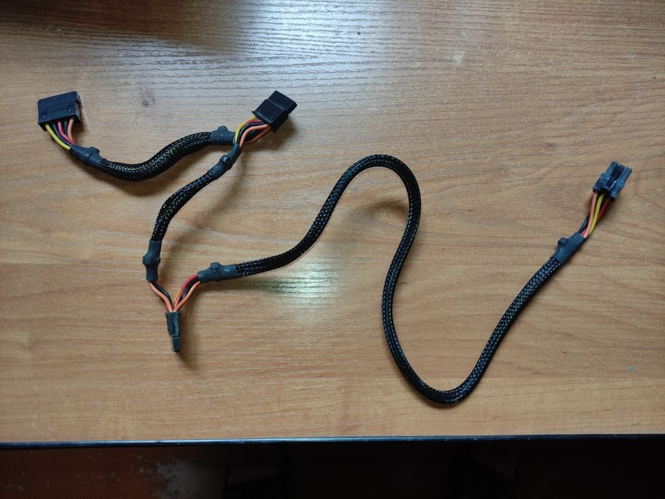 Модульный кабель переходник питания sata molex