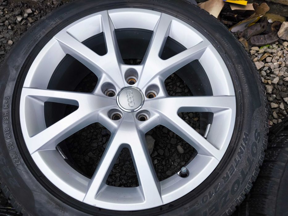 Koła Audi A4 S5 A5 A7 A6 S6 A6 TT Q3 18 cali 5x112 ET37 Opony 225/50