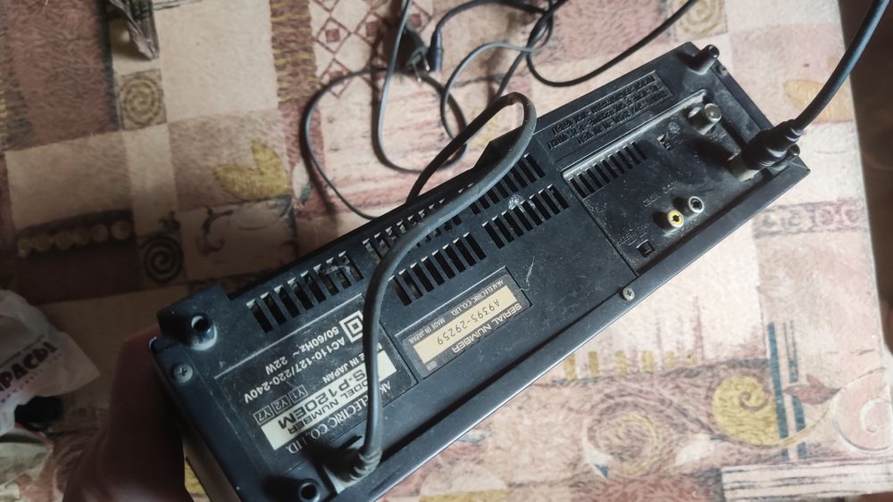 Видеомагнитофон+DVD