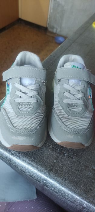 Кроссовки на мальчика