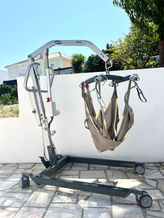 Elevador de tranferencia eletrico, INVACARE