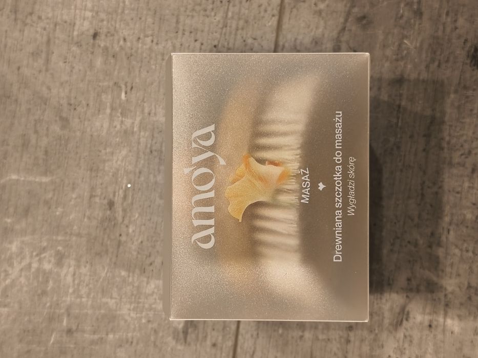 Zestaw pielęgnacyjny relaksacyjny Amoya szczotka do masażu  poduszka