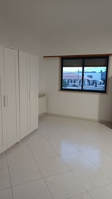 Quarto S. Domingos de Rana perto Tagus Park, lagoas Park  SBE Business School