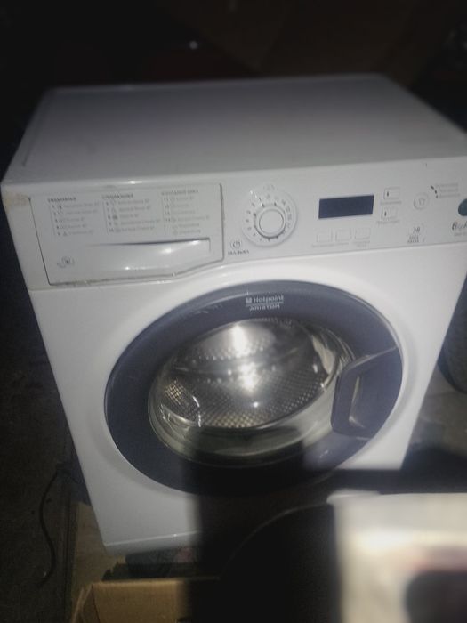 Стиральная машина Ariston 6 кг
