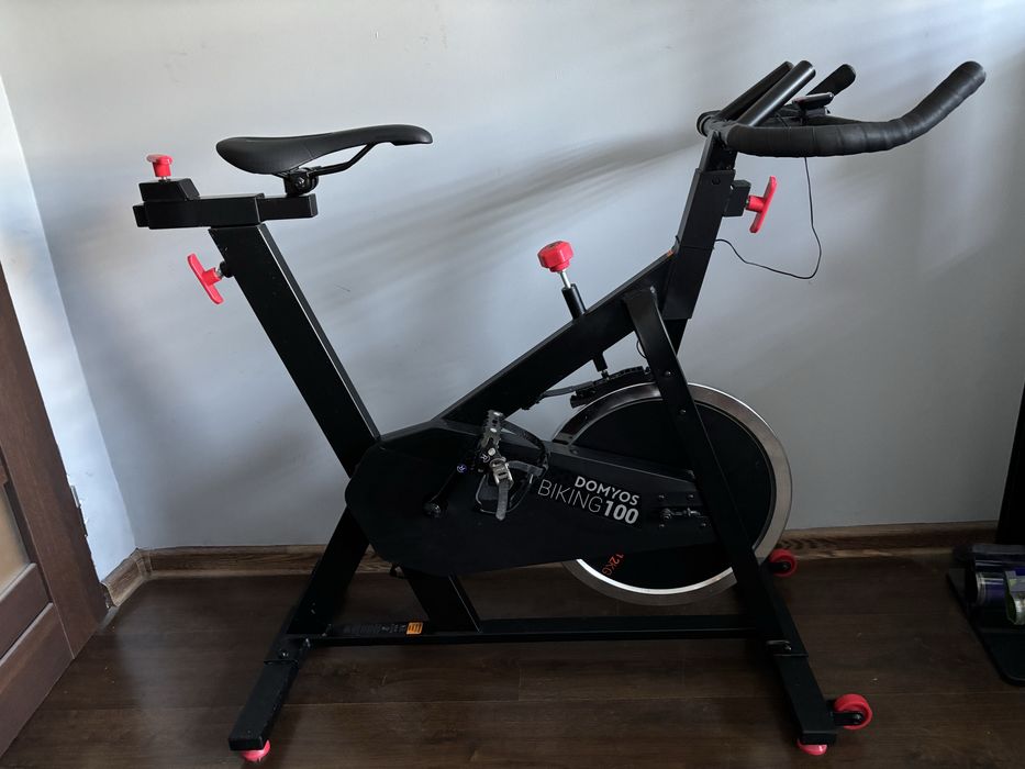 Rower spinningowy Domyos Biking 100 12 kg