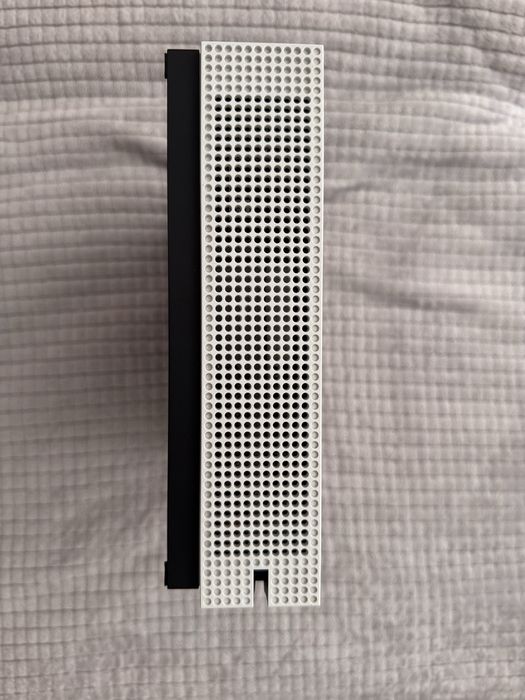 Xbox One S + Jogos + Comando