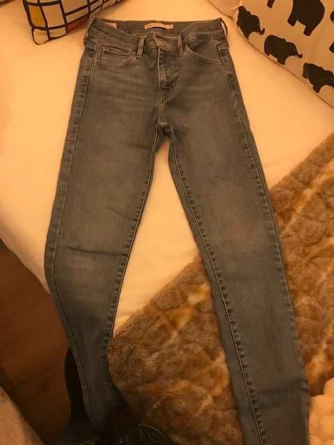 Calças Levi's de senhora - High Rise - Super Skinny - 24