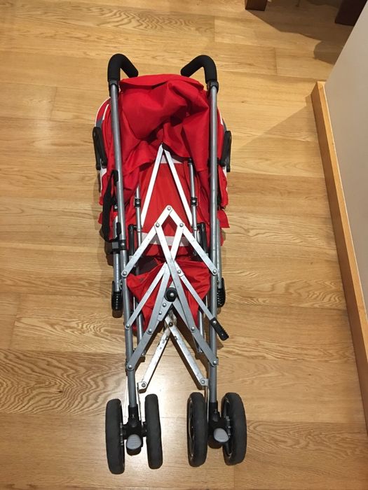 Stroller422976318184499205