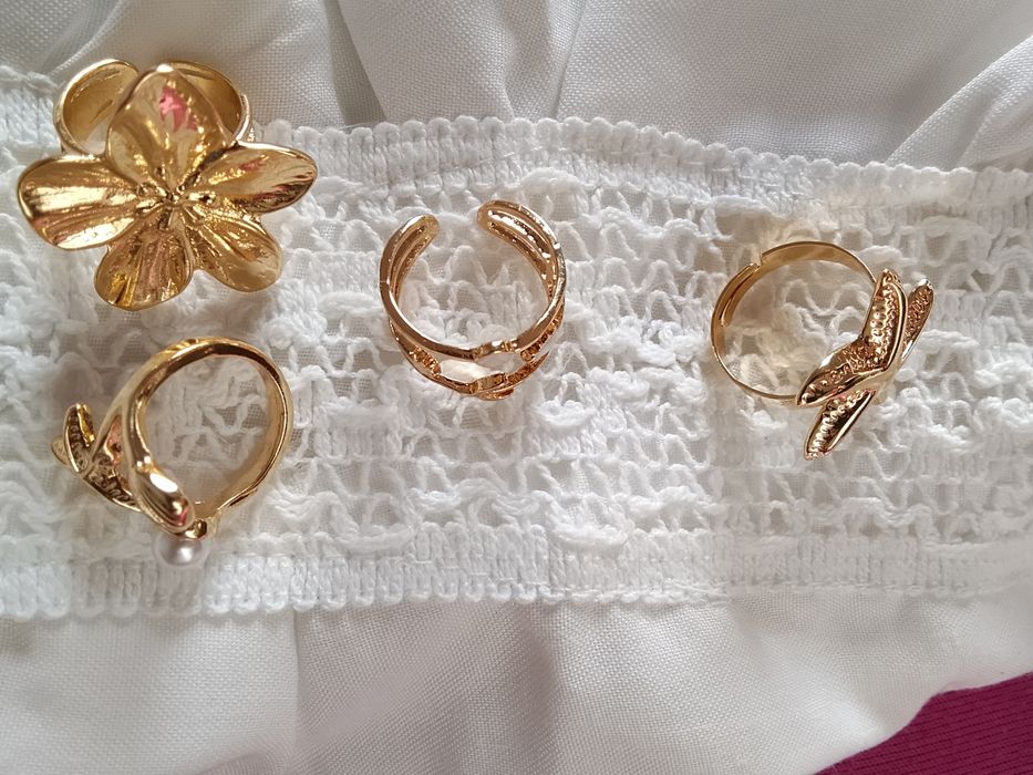 Bijuterias Moda pulseiras e anéis dourados (entrega imediata)