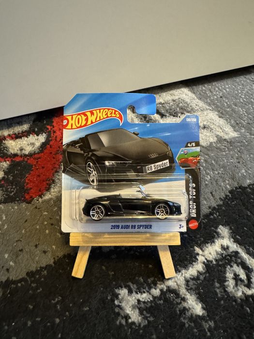 Hot wheels 2019 Audi R8 Spyder