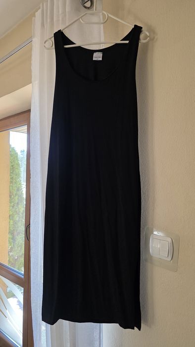 Sukienka czarna letnia