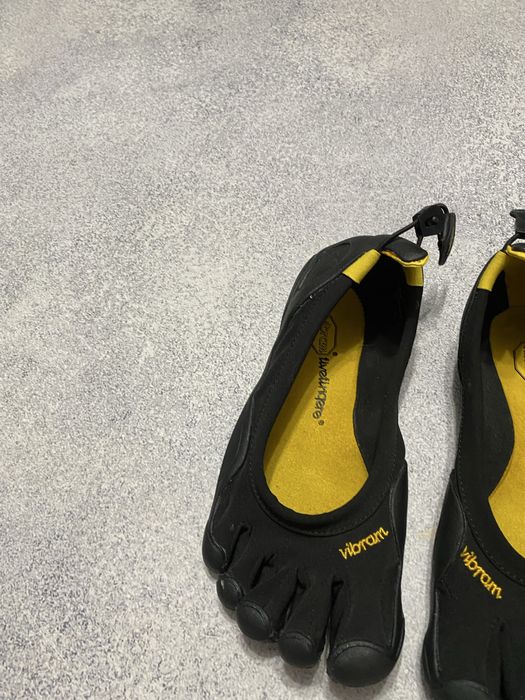 Vibram Fivefingers жіночі кросівки 5 пальців