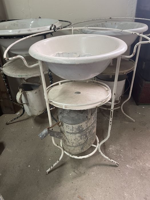 Antigas Bacias / Lavatorios